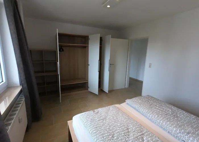 Bs Living Ap Am Zoo *