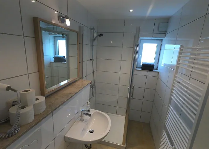 Bs Living Ap Am Zoo *